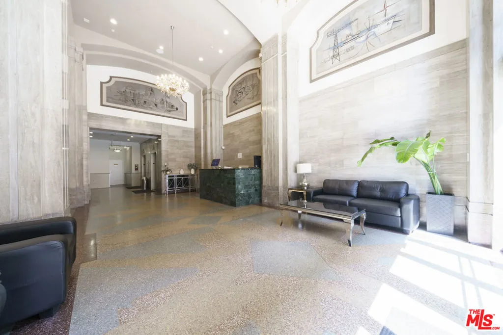 939 S Broadway M2, Los Angeles, California 90015 home-pic-13